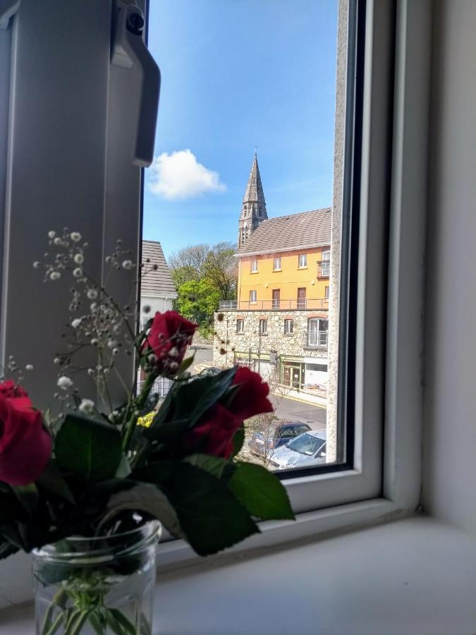 Ferienwohnung Rosies Clifden Exterior foto